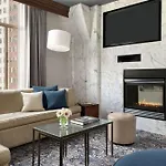 Hilton Checkers Los Angeles
